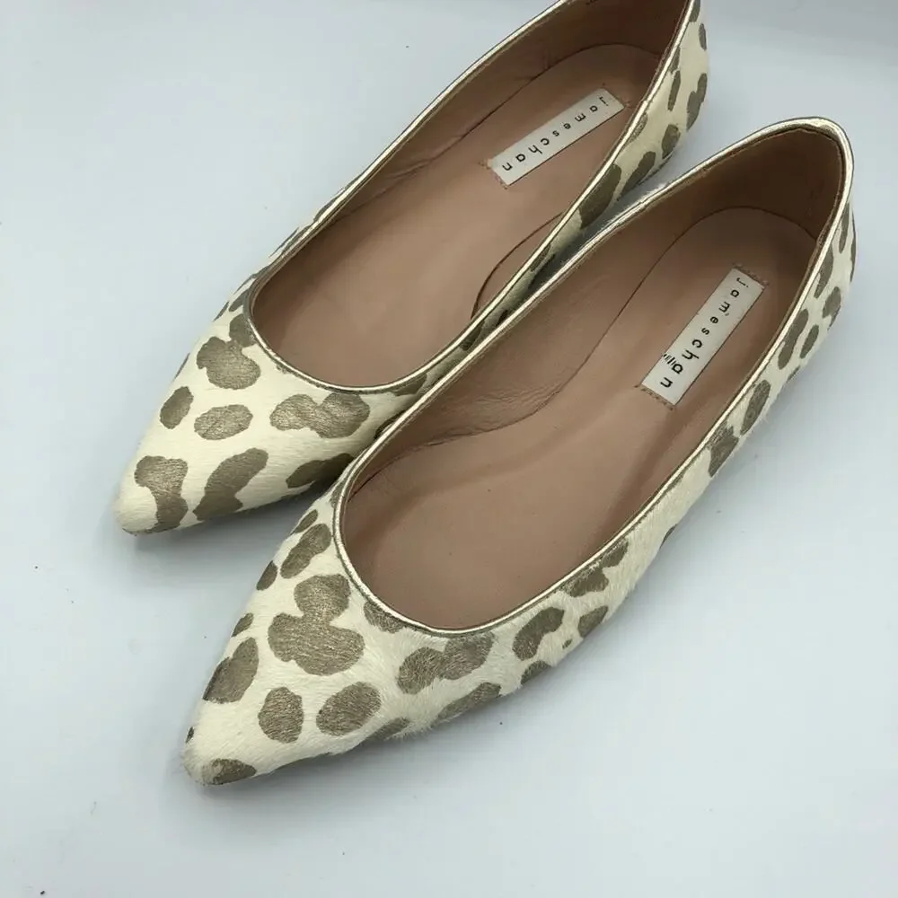 James Chan Calf Hair Cream Animal Print Flats Womens 7.5 Pointed Toe Classic